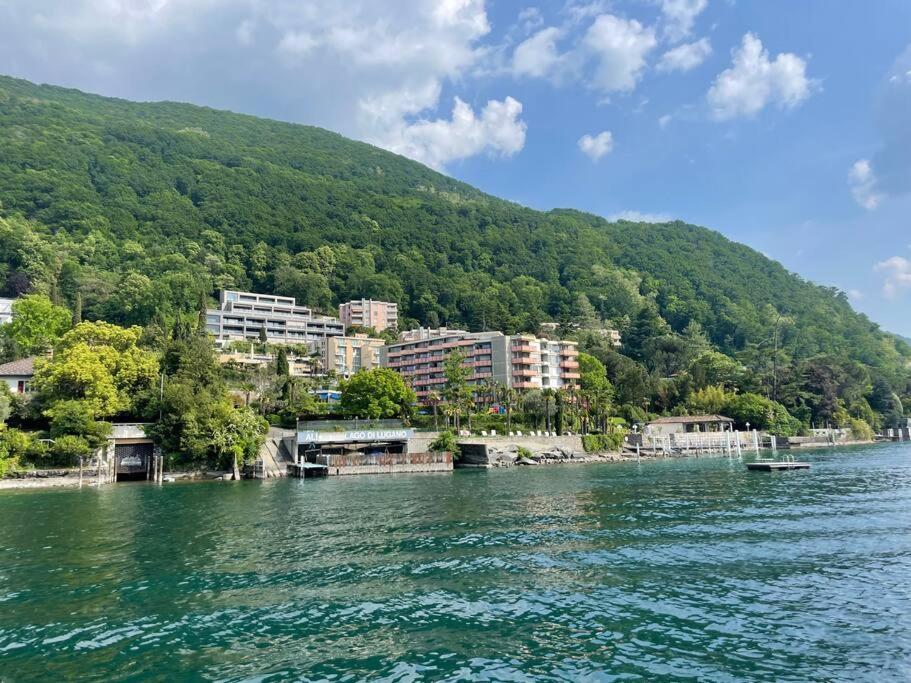 Palm Beach Loft Bissone Εξωτερικό φωτογραφία