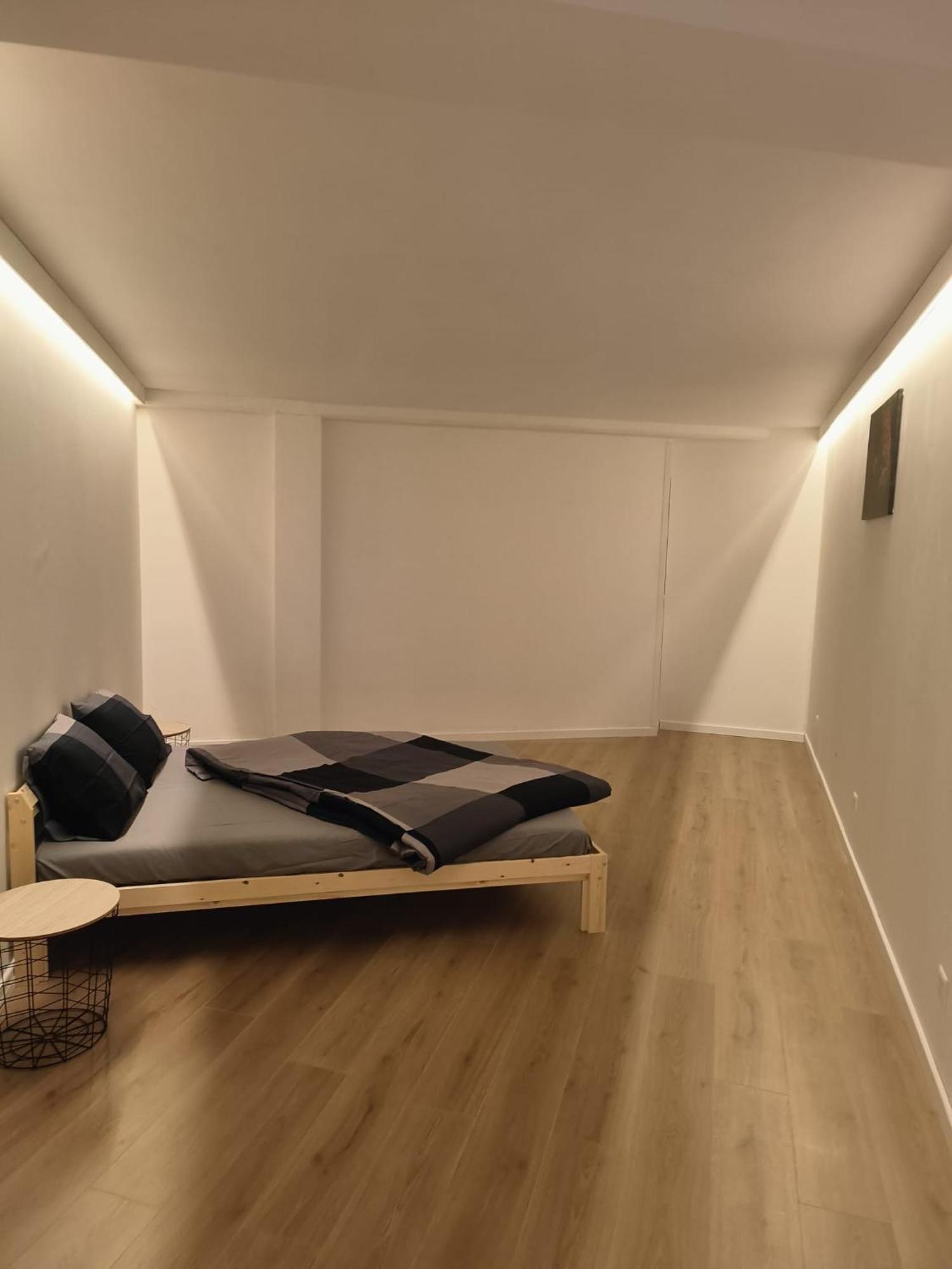 Palm Beach Loft Bissone Εξωτερικό φωτογραφία